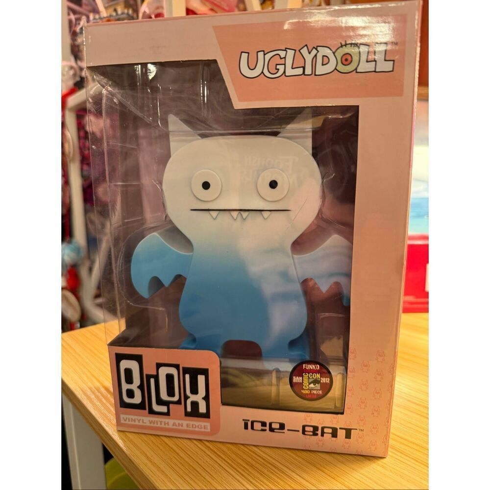 Uglydoll Ice-Bat Vinyl SDCC 2012  LE 480 pcs. NRFB